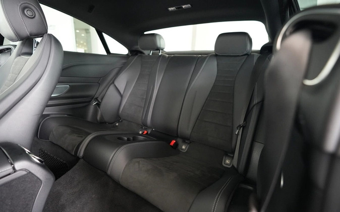 Mercedes-Benz Klasa E cena 159900 przebieg: 121530, rok produkcji 2018 z Kalisz Pomorski małe 497